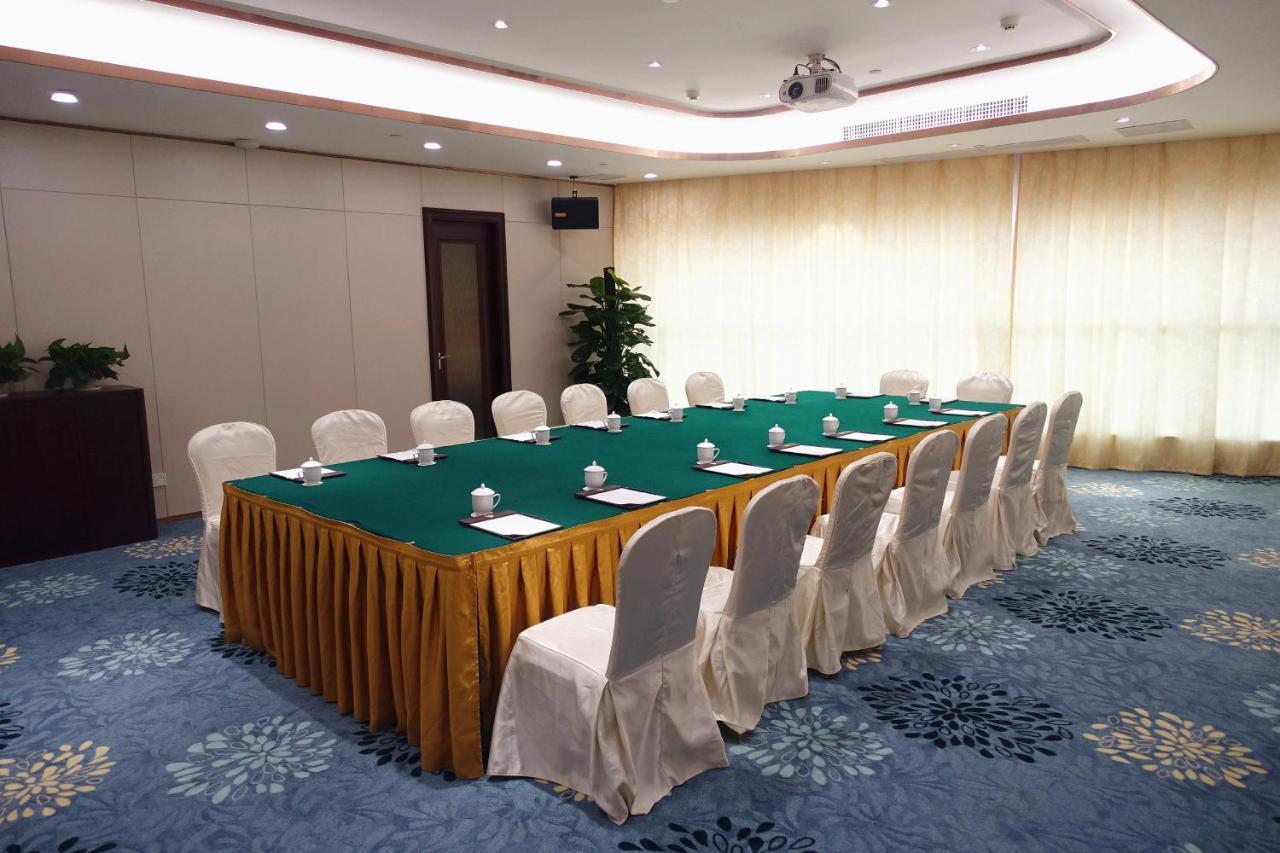 Royal Star Apartment Guangzhou Bagian luar foto